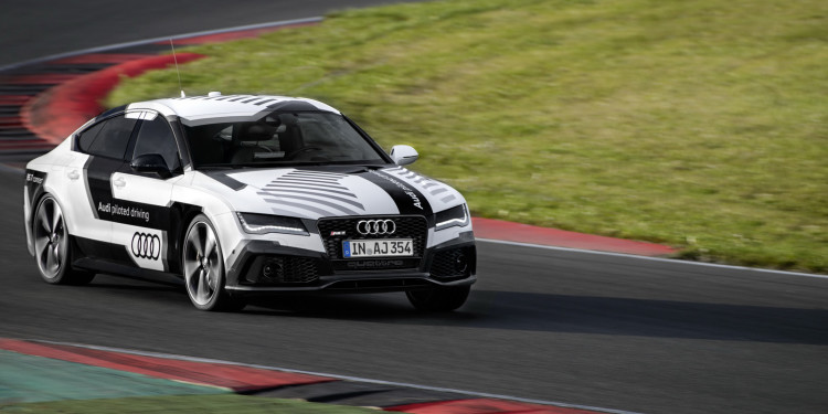 O Audi RS7 já anda "sozinho" em Hockenheim 18