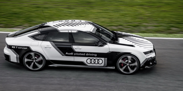 O Audi RS7 já anda "sozinho" em Hockenheim 13