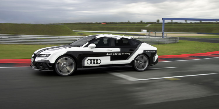 O Audi RS7 já anda "sozinho" em Hockenheim 24