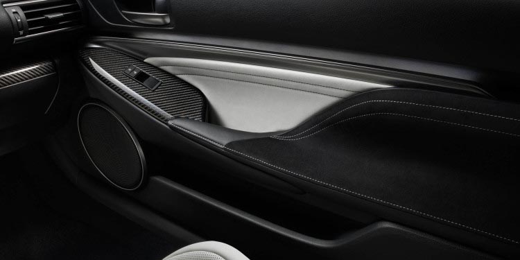 Lexus RC F: O pequeno LFA 19