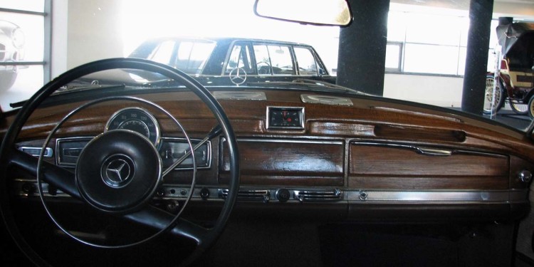 Mercedes Classic Center: A história da marca da estrela "à porta de casa". 25