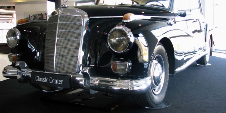 Mercedes Classic Center: A história da marca da estrela "à porta de casa". 24