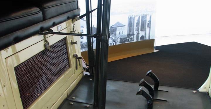 Mercedes Classic Center: A história da marca da estrela "à porta de casa". 16