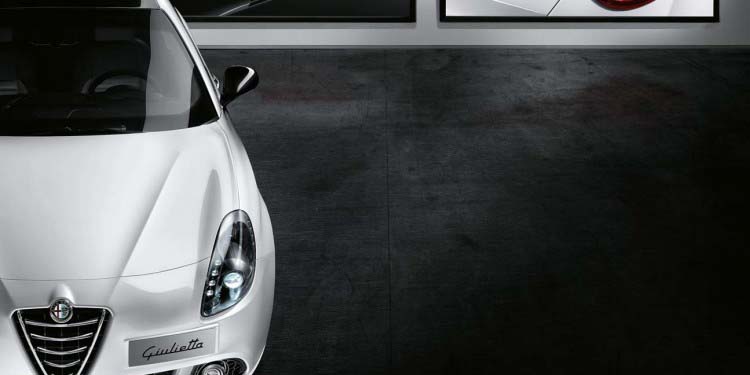 Alfa Romeo Giulietta Collezione: O garanhão italiano. 14