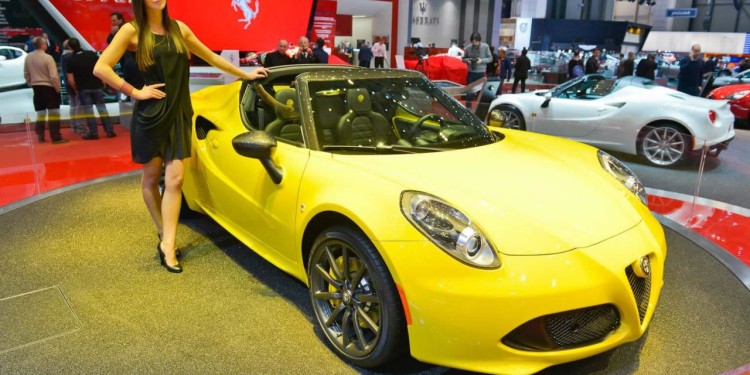 Alfa Romeo 4C: de cabelos ao vento em Genebra. 29