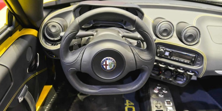 Alfa Romeo 4C: de cabelos ao vento em Genebra. 39