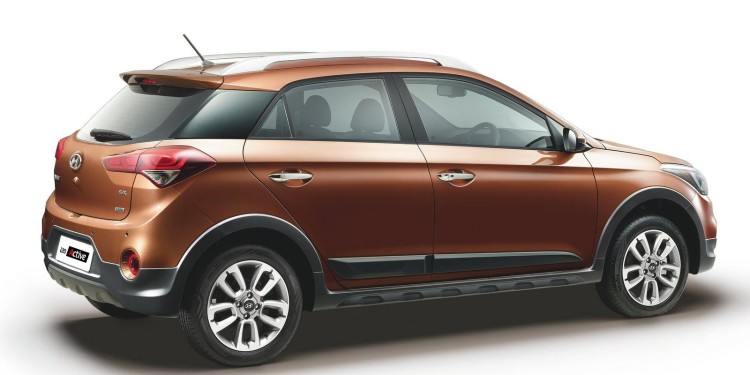 Hyundai i20 Active: Radical q.b. 17