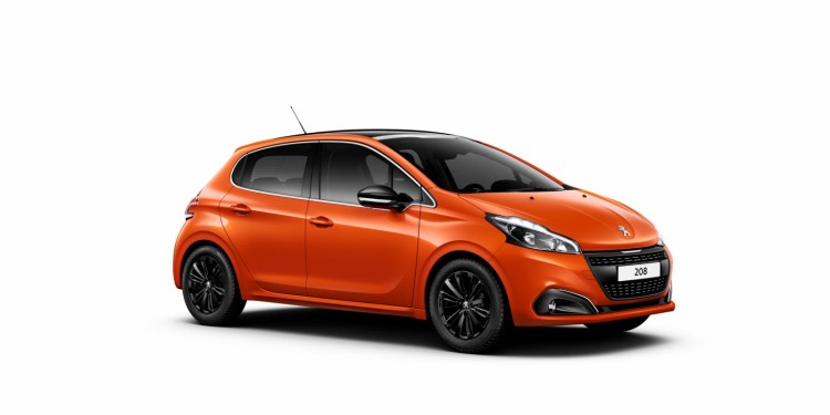 Peugeot 208 sofre alterações. 23