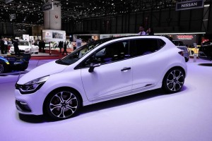 Renault Clio RS Trophy 8 16