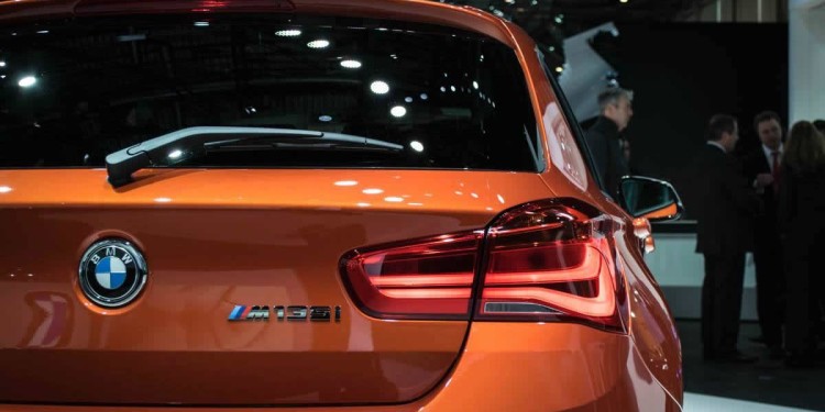 BMW Série 1 aparece em Genebra de "cara lavada". 18