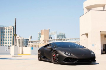 Lamborghini Huracan GMG: 635cv em preto "matte". 22