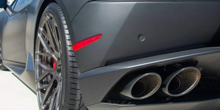 Lamborghini Huracan GMG: 635cv em preto "matte". 19