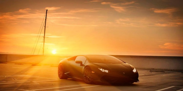 Lamborghini Huracan GMG: 635cv em preto "matte". 42