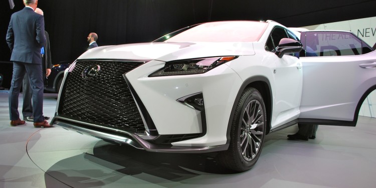 Lexus RX impressiona Nova Iorque. 34