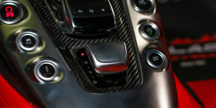 Já viram como fica o Mercedes AMG GT em Azul?? 24