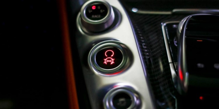 Já viram como fica o Mercedes AMG GT em Azul?? 23