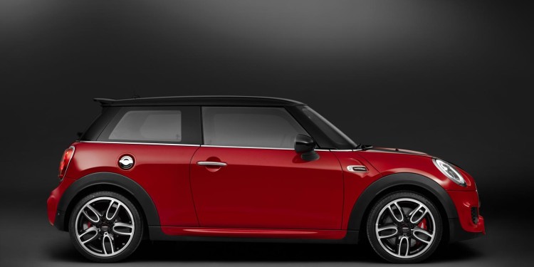 MINI JCW em acção num video promocional. 20