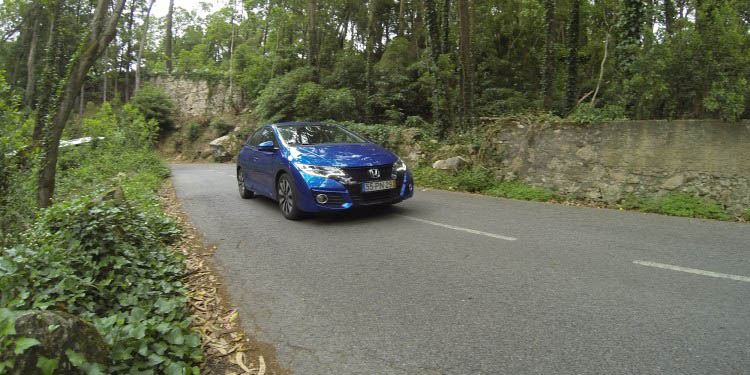 Testámos o Electrizante Honda Civic 1.6 i-Dtec Sport! 45