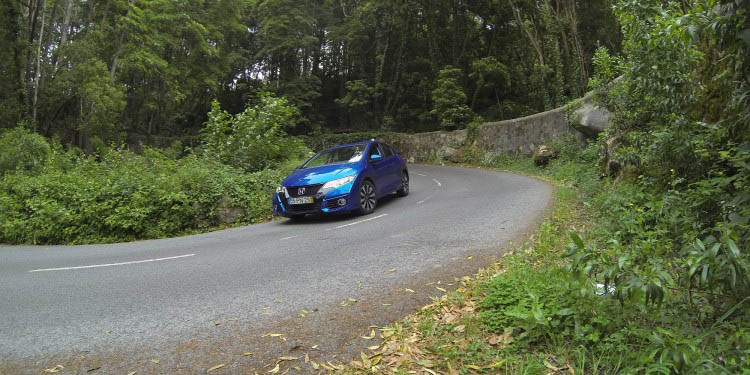 Testámos o Electrizante Honda Civic 1.6 i-Dtec Sport! 42