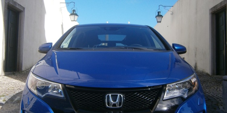 Testámos o Electrizante Honda Civic 1.6 i-Dtec Sport! 41