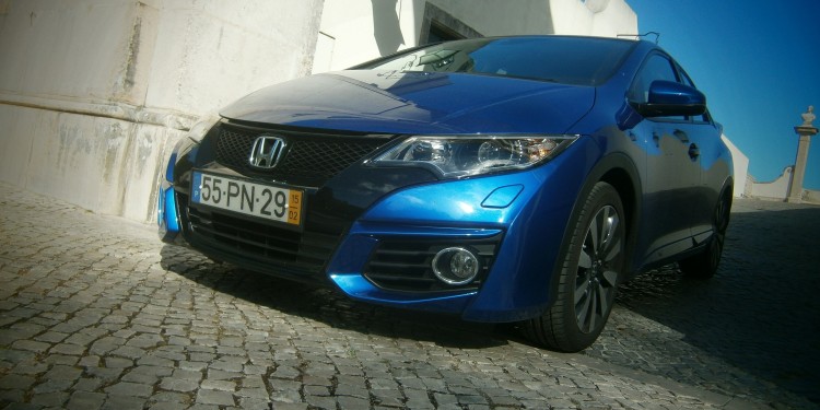 Testámos o Electrizante Honda Civic 1.6 i-Dtec Sport! 28