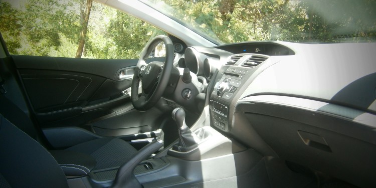 Testámos o Electrizante Honda Civic 1.6 i-Dtec Sport! 19