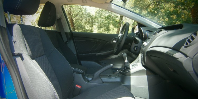 Testámos o Electrizante Honda Civic 1.6 i-Dtec Sport! 20