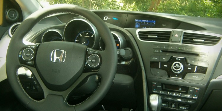 Testámos o Electrizante Honda Civic 1.6 i-Dtec Sport! 14