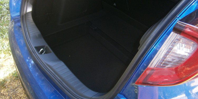 Testámos o Electrizante Honda Civic 1.6 i-Dtec Sport! 13