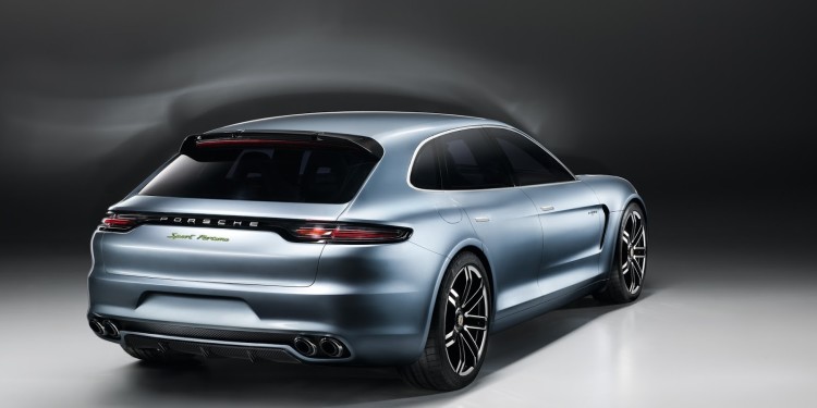Porsche aposta num rival para o Tesla Model S. 13