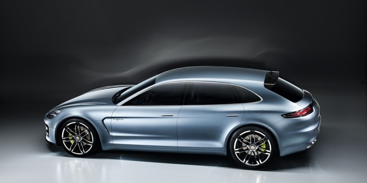 Porsche aposta num rival para o Tesla Model S. 15