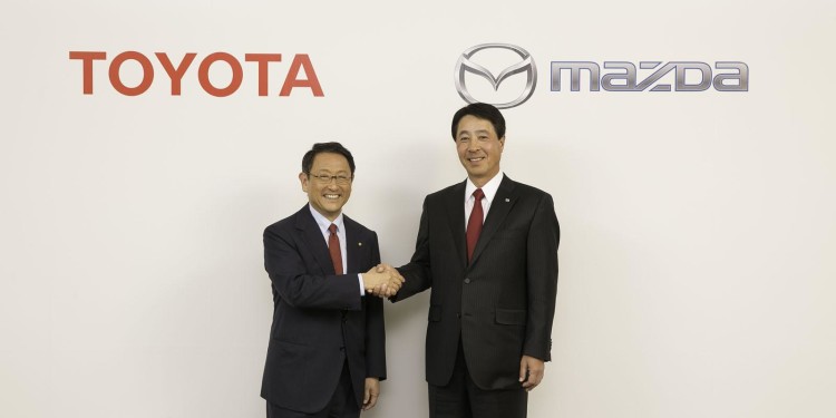 Toyota e Mazda juntas para desenvolver novos automóveis. 16