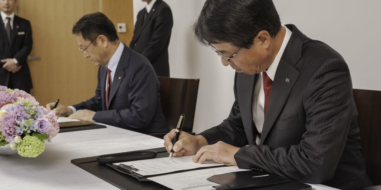 Toyota e Mazda juntas para desenvolver novos automóveis. 15