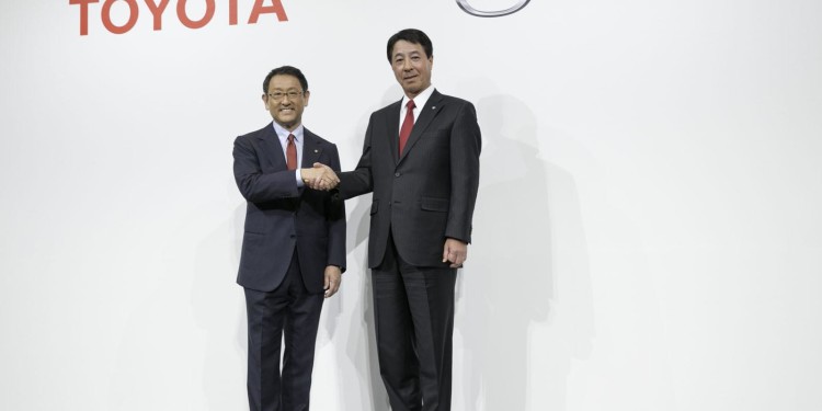 Toyota e Mazda juntas para desenvolver novos automóveis. 13