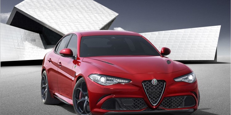 Alfa Romeo Giulia: O regresso da Alfa Romeo! 15