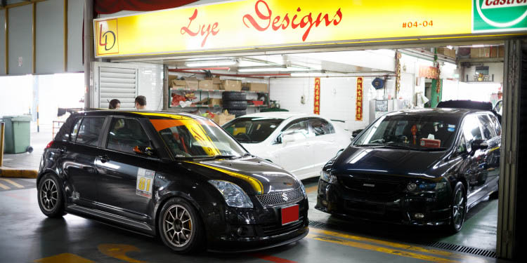 Singapura: A noite e os automóveis. 49