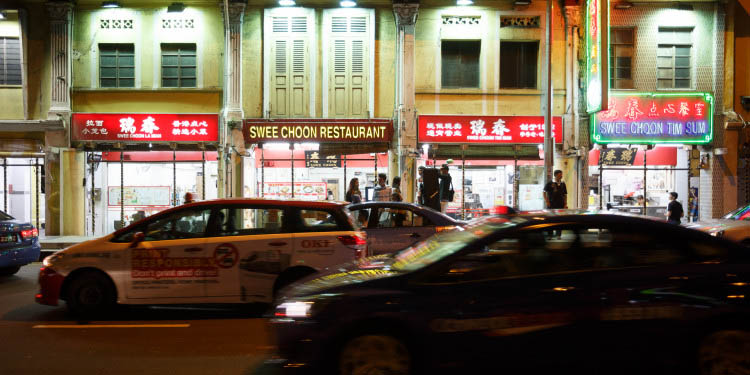 Singapura: A noite e os automóveis. 45