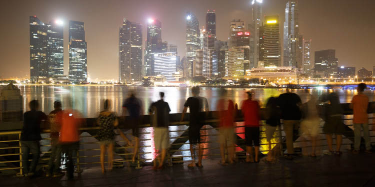 Singapura: A noite e os automóveis. 46