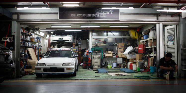 Singapura: A noite e os automóveis. 55