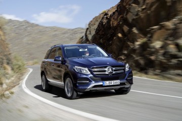 Mercedes planeia "crossover" eléctrico? 13