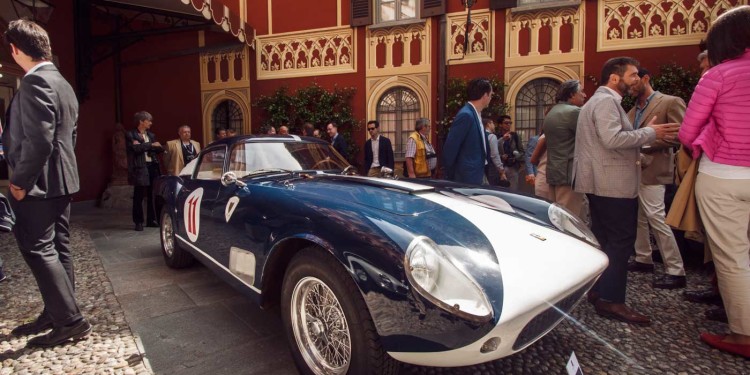 Galeria fotografica "Petrolicious" em VILLA D’ESTE. 44