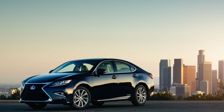 Lexus ES 350 e ES 300H: Requinte nipónico. 53