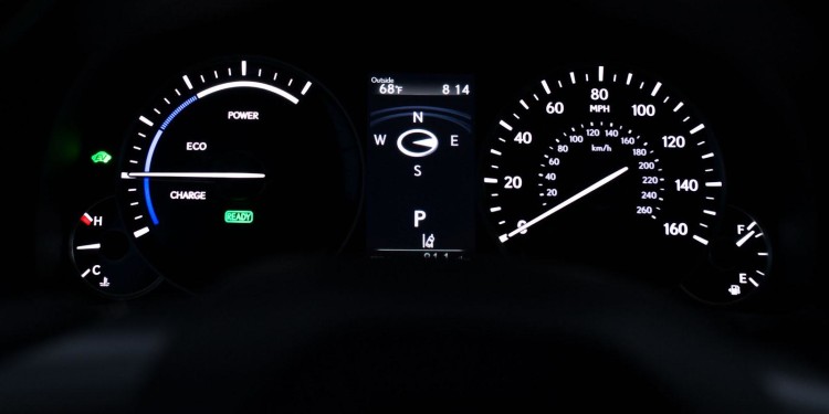 Lexus ES 350 e ES 300H: Requinte nipónico. 28