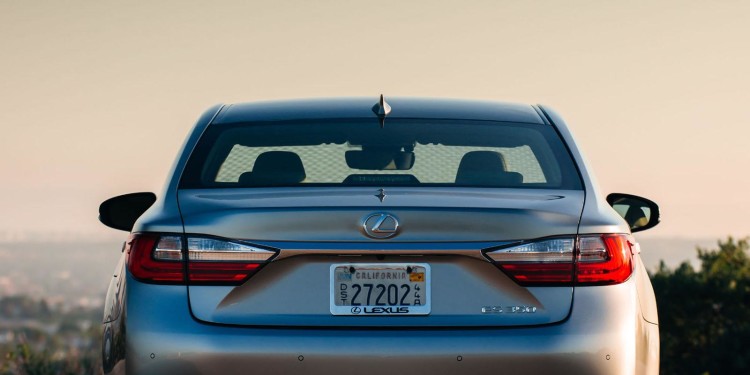 Lexus ES 350 e ES 300H: Requinte nipónico. 26