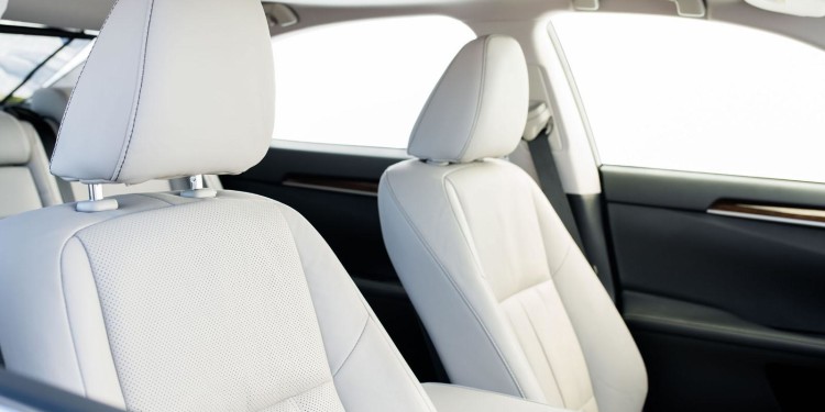 Lexus ES 350 e ES 300H: Requinte nipónico. 22