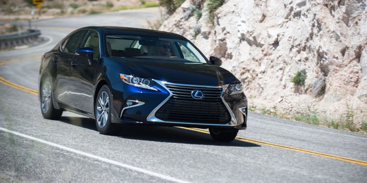 Lexus ES 350 e ES 300H: Requinte nipónico. 50