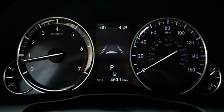 Lexus ES 350 e ES 300H: Requinte nipónico. 14