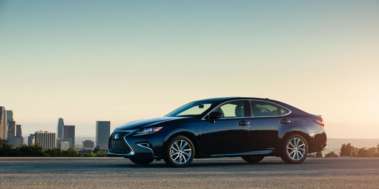 Lexus ES 350 e ES 300H: Requinte nipónico. 47