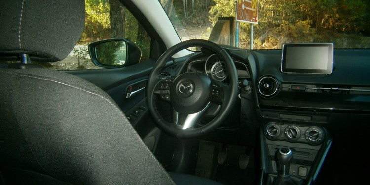 Mazda 2 1.5 SKYACTIV: Um utilitário rebelde. 30