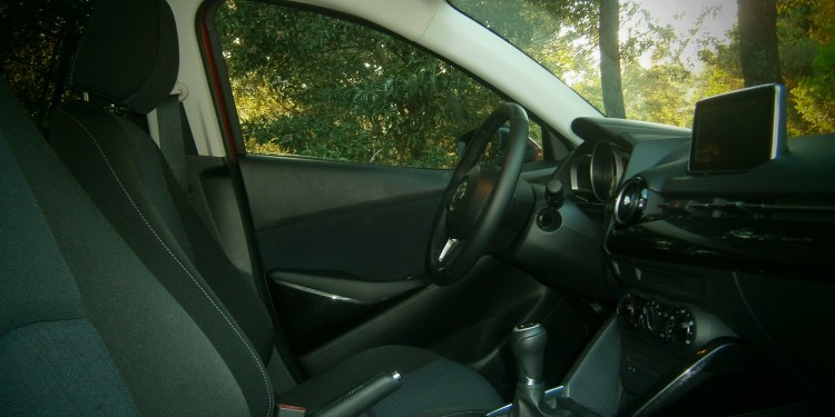 Mazda 2 1.5 SKYACTIV: Um utilitário rebelde. 25